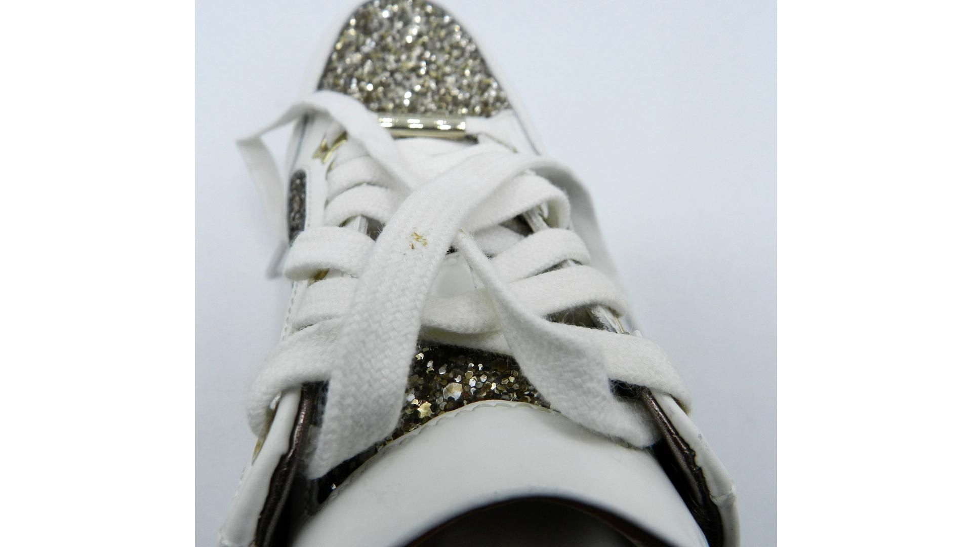 Jimmy Choo Miami Trainers, White/Gold, Size EU 35. Box damaged, Cracks On Toe and Discolouration On - Image 8 of 10