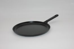 Amazon Basics Pre-Seasoned Cast Iron Cookware Pan