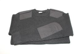 Two Pull Nato Nor-Taille Black Jumper, Size2 XL