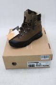 Hanwag Women's Alaska GTX, Brown, UK 6.5, Some Scuffs