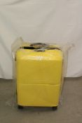 American Tourister Airconic Medium Check-in Case, Lemondrop