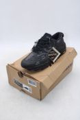 Mizuno Wave Mujin LS GTX Shoes, Black, UK 10. Box damaged