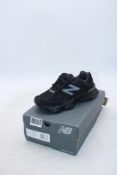 New Balance 9060 Trainers, Black, EU 42. Box damaged