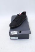Tommy Hilfiger Harlow Canvas Trainers, Black, EU 44. Box damaged