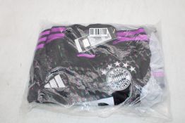 Adidas Bayern Munich 2023-2024 Away Football Shirt, Black/Mauve, UK M