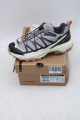 Salomon X Ultra 360 Edge GTX, Gull/ Nine Iron/Lime Cream, UK Size 7. Box damaged