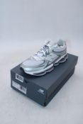 New Balance ABZORB U2000PCD Trainers, Grey/White, UK 10