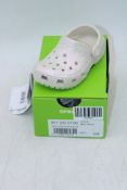 Crocs Kids Classic Clog, Gold, Size C6
