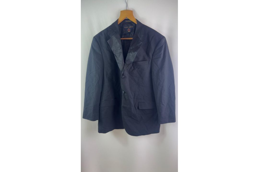 Tommy Hilfiger Mens Jacket, Black, Size 42S. Used, Creases Due to Storage, Dust Marks, Abrasions On