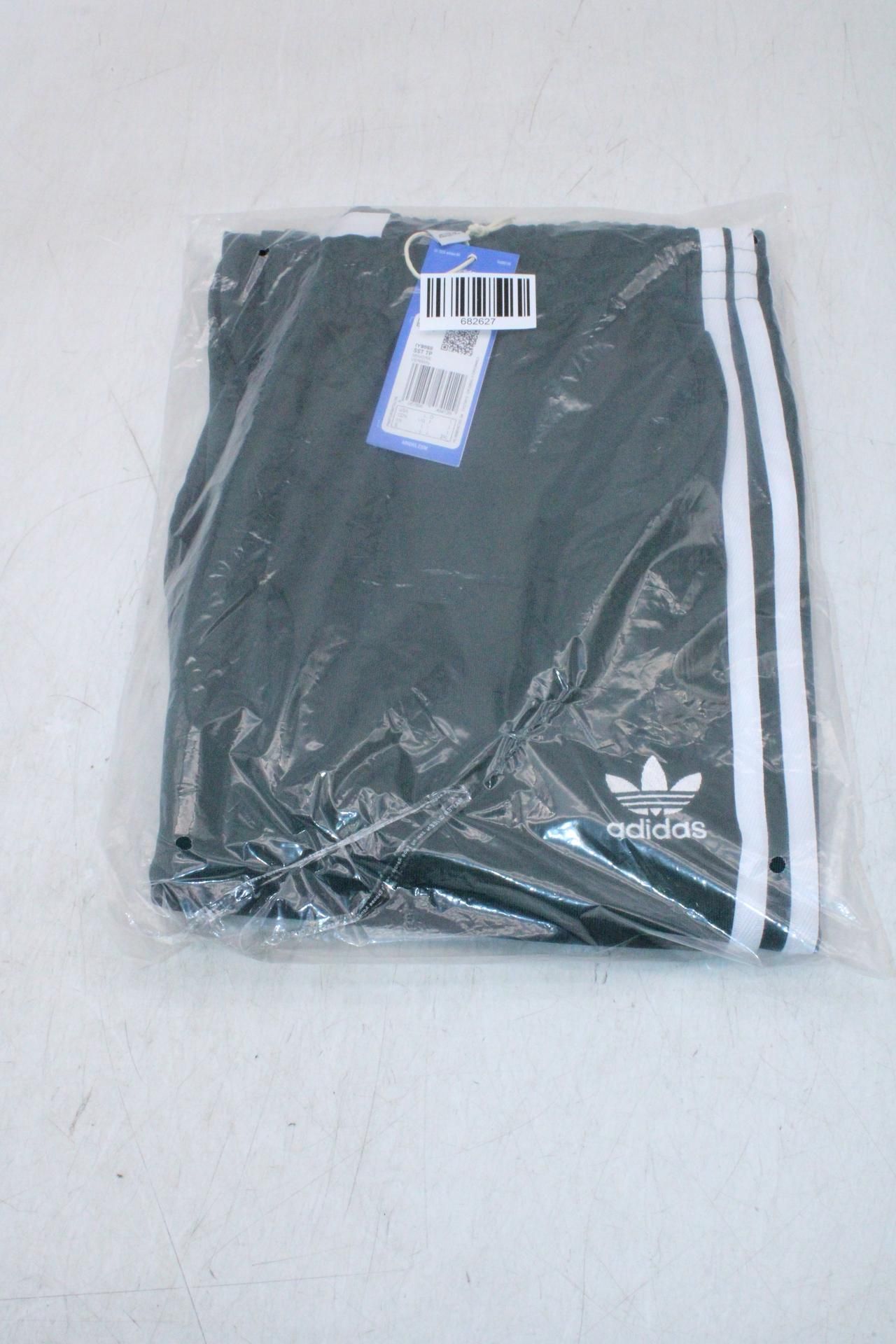 Adidas Originals IY9868 Adicolor Classics Tracksuit Pants, Green, UK L