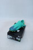 Under Armour Shadow Elite 5 Football Boots, Green, UK 8.5. Box damaged