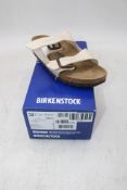 Birkenstock Narrow Fit Arizona, Graceful Pearl White, Size 40