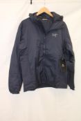 Arc'teryx Men's Atom Hoodie, Black Sapphire, Size M