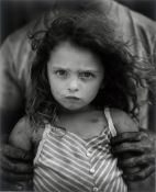 Sally Mann. ”Holding Virginia”. 1989