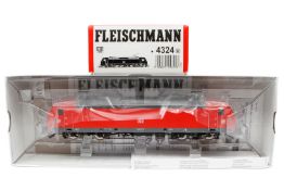 Fleischmann E-Lok ”146 017-9” 4324, Spur H0, 2-Leiter, rot, Alterungsspuren, im leicht besch. OK,