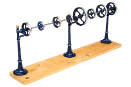 Märklin Hochtransmission, uralt, mit 8 Anschlüssen, auf 3 Guss-Stützen, HL, Holzsockel, L 50, Z 2