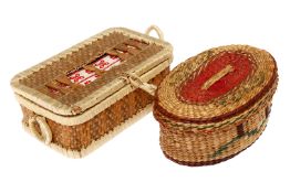2 schöne alte Körbe, L 10 und 12, als Dekoration für Puppen