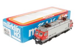 Märklin E-Lok ”10102” 3323, Spur H0, 3-Leiter, grau/rot, Alterungsspuren, im leicht besch. OK, Z 1-