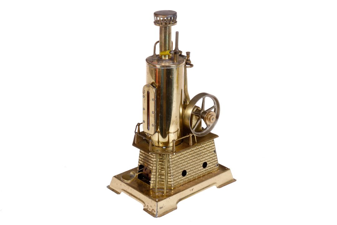 Wilesco stehende Dampfmaschine, Messing-Ausführung, KD 6, mit Brenner und feststehendem Zylinder,