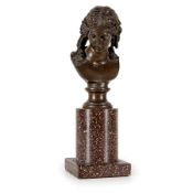 PICCOLA SCULTURA IN BRONZO PATINATO, MANIFATTURA BARBEDIENNE, PARIGI, XIX SECOLO