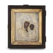 ICONA RUSSA RAFFIGURANTE LA VERGINE DI KAZAN CON RIZA IN ARGENTO E CUSTODIA LIGNEA, MOSCA, 1896-1908