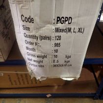 120 Predator mixed size work gloves. Not available for in-house P&P. THIS LOT MUST BE COLLECTED BY