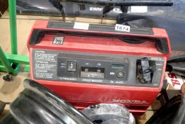 Honda EX650 petrol generator. Not available for in-house P&P