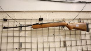 BSA Airsporter .22 break barrel air rifle. Not available for in-house P&P. Proof of age may be