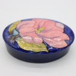 Moorcroft trinket box in the Magnolia pattern, L: 13 cm. UK P&P Group 2 (£24+VAT for the first lot