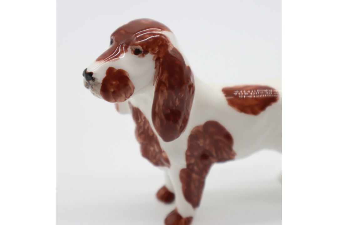 Anita Harris Spaniel figure, signed in gold to base, L: 13 cm. UK P&P Group 1 (£18+VAT for the first - Image 2 of 4
