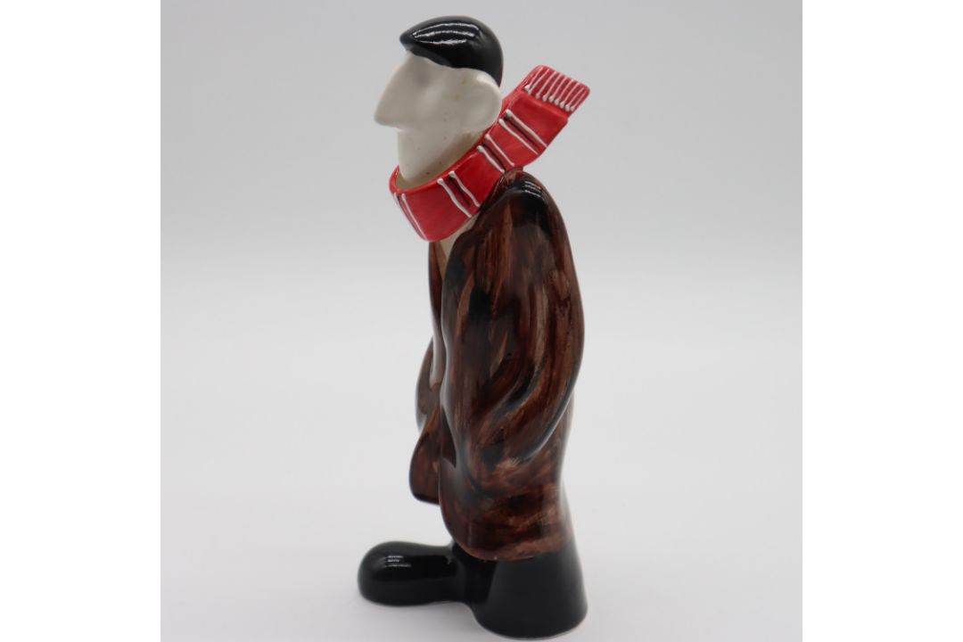 Anita Harris football fan figurine, signed in gold to base, H: 27 cm. UK P&P Group 2 (£24+VAT for - Image 3 of 4