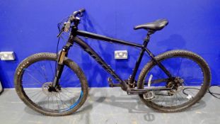 Carrera Vengance mountain bike 18 inch frame and 24 inch wheel. Not available for in-house P&P