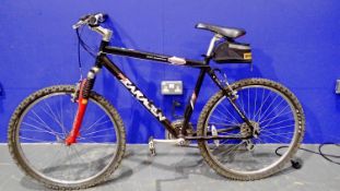 Saracrin mountain bike 20 inch frame, 25 inch wheel. Not available for in-house P&P