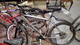 Apollo mountain bike 20 inch frame and 25 inch wheel. Not available for in-house P&P