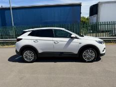 VAUXHALL GRANDLAND X 1.2 130 SPORT - NAV - PARKING SENSORS - ALLOYS - PETROL- AUTO S/S -(2018 REG)