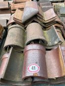 Approx. 40 assorted ridge roof tiles