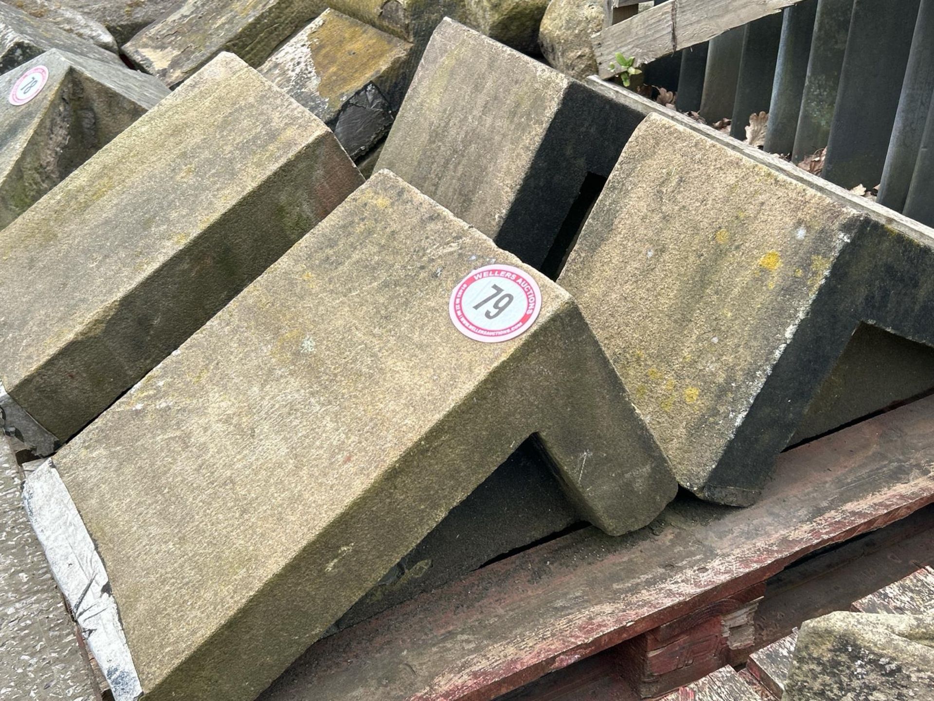 Four matching coping stones, 36cm w x 62cm l x 35cm h - Image 2 of 2