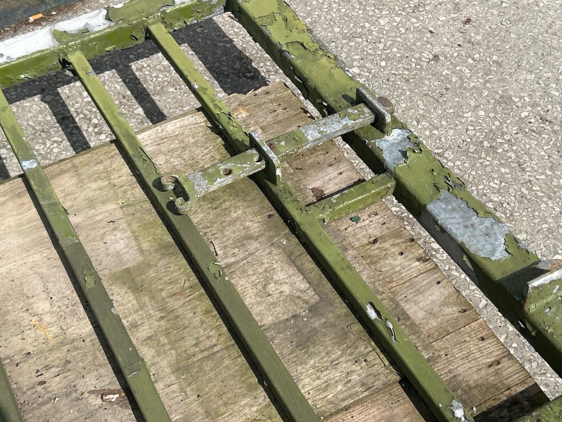 Galvanised painted gate, 218cm l x 150cm h - Image 4 of 4