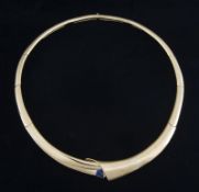 Modernes schweres Collier mit Saphir.  Cadeaux Jewellery.