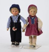 Blondes Geschwisterpaar. Käthe Kruse.