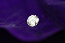 Brillant ca. 0,48 ct. Si2-P1 leicht getöntes weiß.