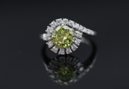 Brillantring 14k Weißgold. Diamant im Brillantschliff und 17 Brillanten zusammen ca. 2,5 ct. .