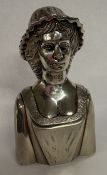 A heavy silver figure of a bust. London 1973. Approx. 522 grams. Est. £800 - £1200.
