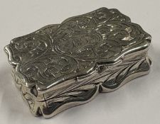 A William IV silver vinaigrette. Birmingham 1836. By Francis Clark. Approx. 5 grams. Est. £100 - £