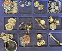 A collection of silver-mounted jewellery etc.