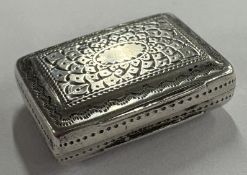 A George III silver vinaigrette. Birmingham 1827.