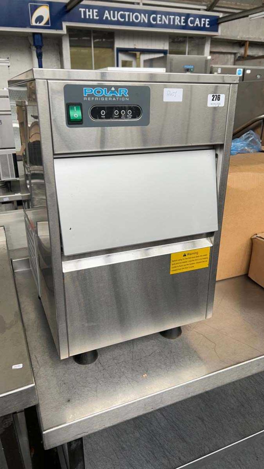 +VAT 38cm Polar bench top ice machine