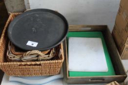 +VAT Various wicker baskets, serving trays etc.