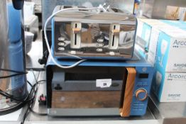 +VAT Swan microwave and 4-slice toaster