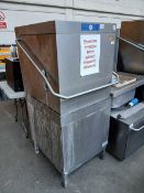 62cm Hobart AMXS-16 pass through dishwasher with short associated single bowl sink